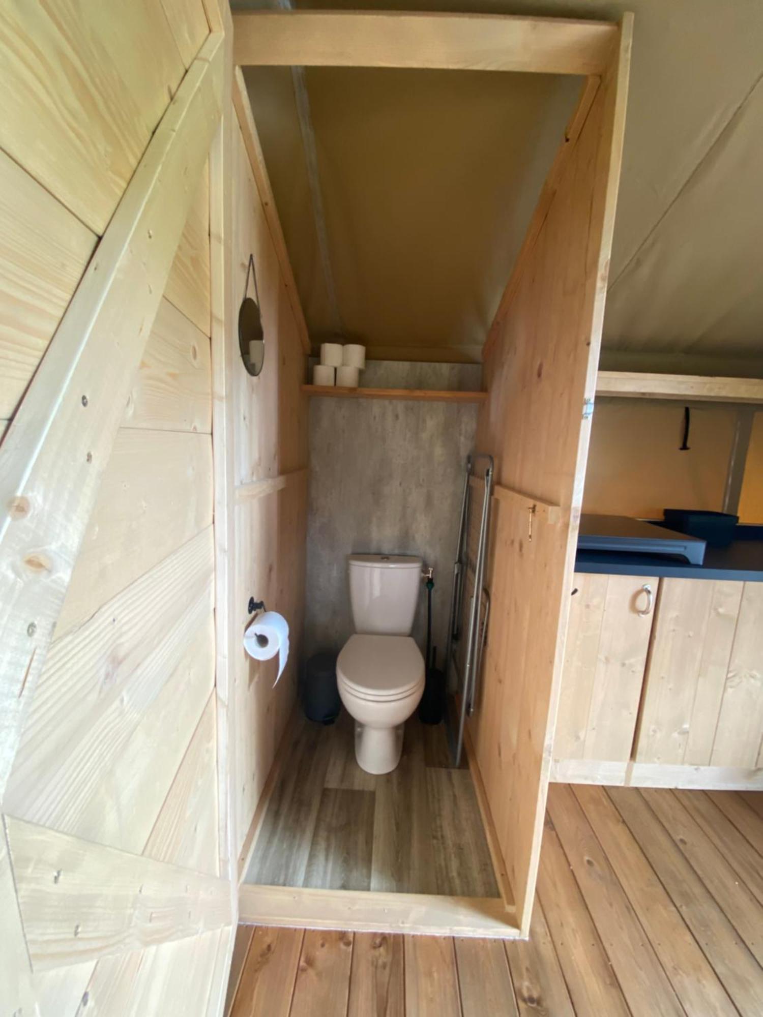 Minicamping De Lindenhoeve Hotell Nistelrode Rum bild
